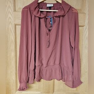 Universal Thread Large Women's Ruffled Blouse in‎ Mauve